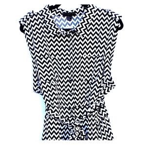 Sleeveless herringbone dress epaulets